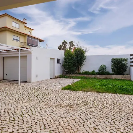 Апартаменты Portugal Portfolio - Seascape Unit 2 *